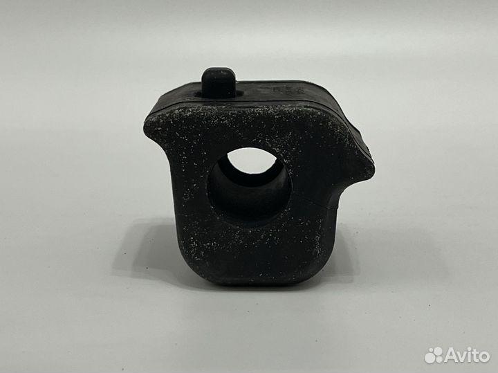 Втулка стабилизатора Toyota Rav-4 3 пок