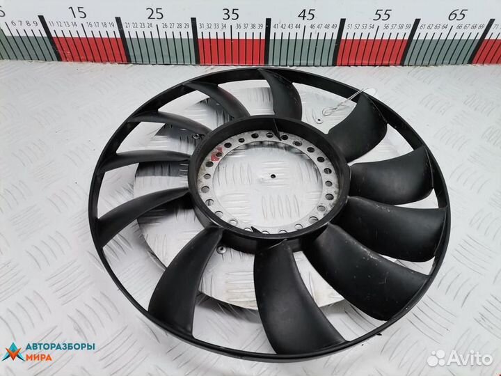 Крыльчатка вентилятора (лопасти) Volkswagen Passat