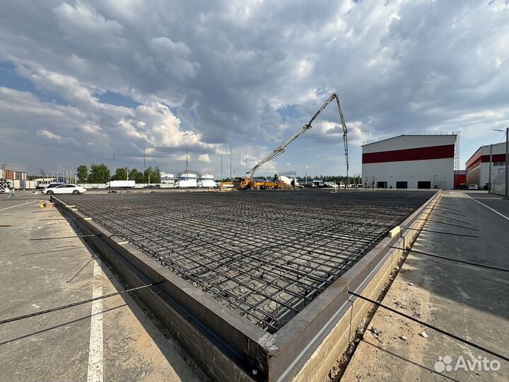 Бетонная стяжка с топпингом