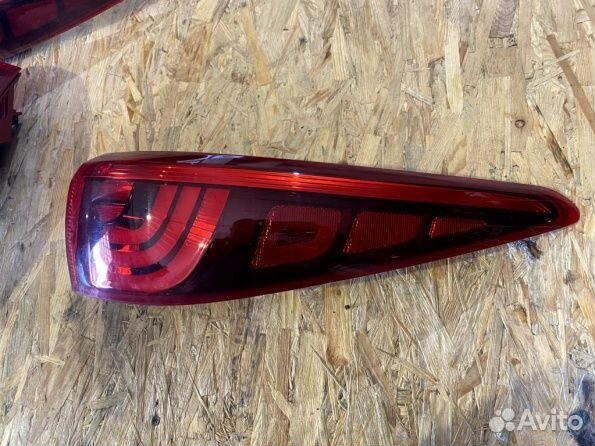 Фонарь задний правый дорест Kia Sportage 4