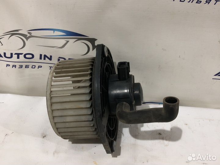 Моторчик печки ваз лада приора