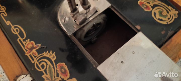 Швейная машинка бу ручная