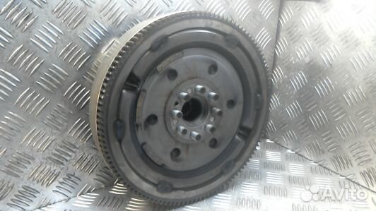 Маховик демпферный дизельный mazda 3 2 (1LV02A401)