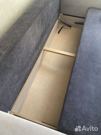 Диван раскладной двухспальный б/у