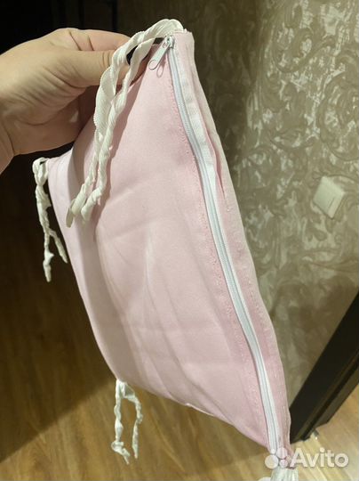 Бортики в кроватку