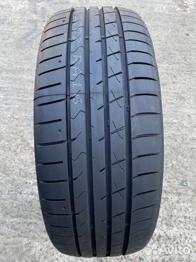 Habilead HF330 215/50 R17