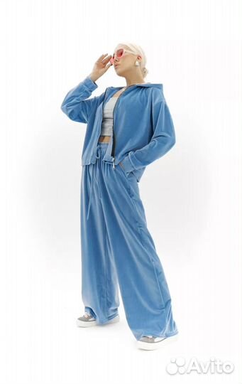 Костюм велюровый мягкий