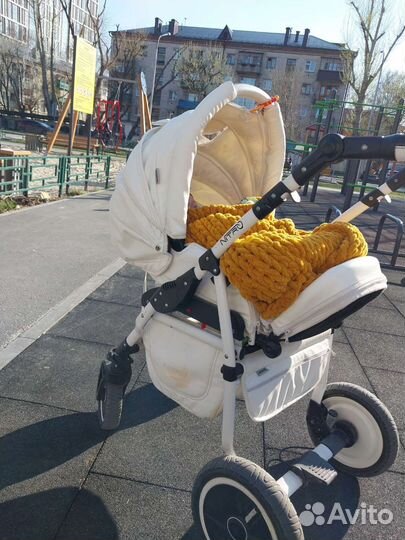 Коляска 2 в 1 adamex