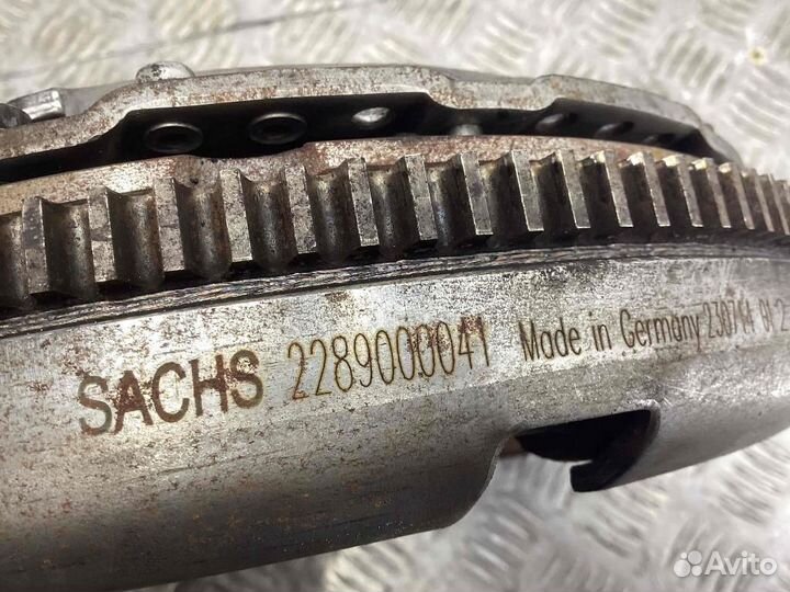 Маховик Volkswagen Golf