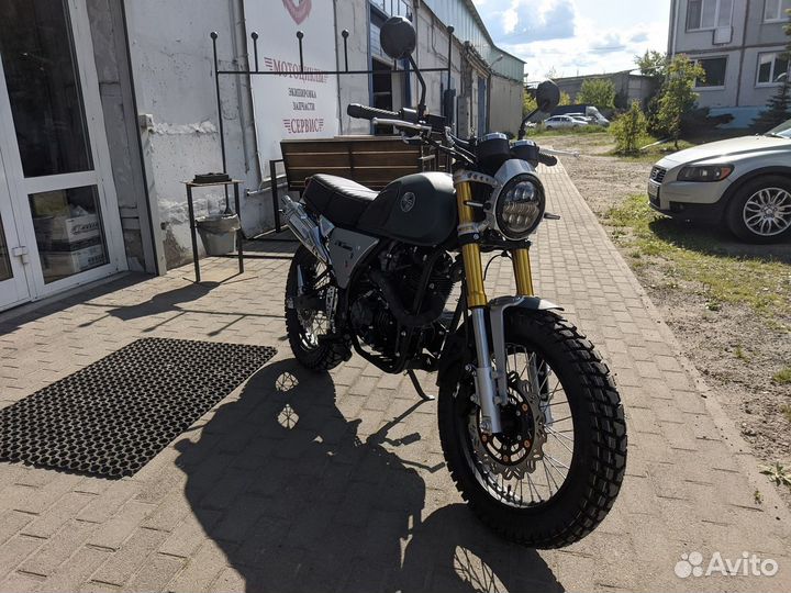 Racer Triumph в наличии