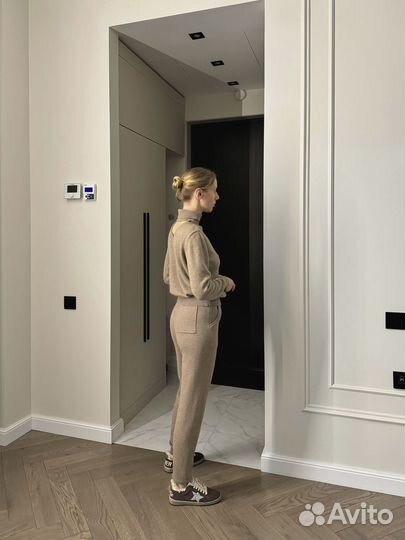 Теплый шерстяной костюм