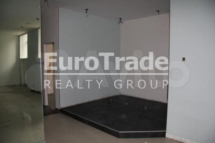 Сдам торговое помещение, 165 м²