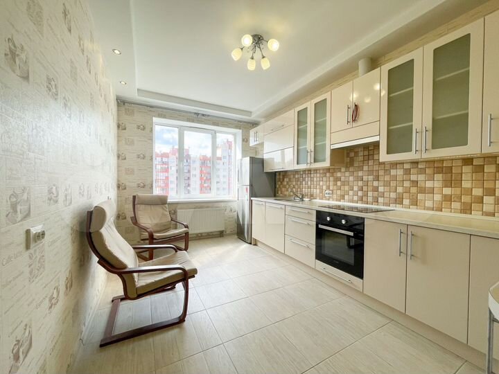 2-к. квартира, 60 м², 11/16 эт.