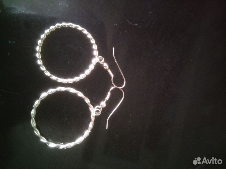 Серьги разные