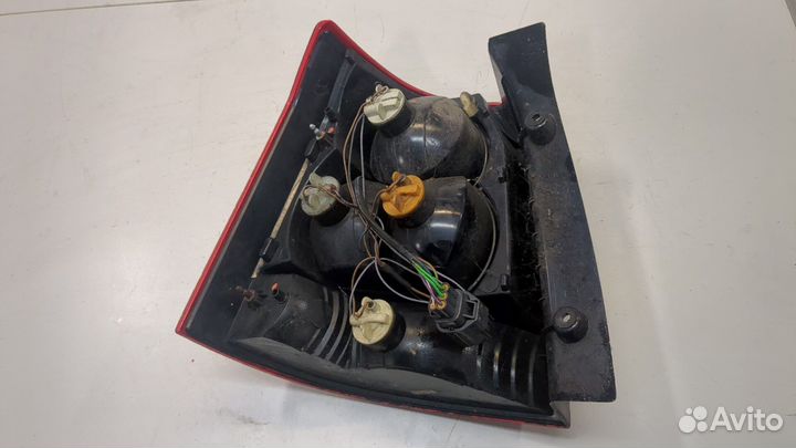 Фонарь (задний) правый Land Rover Freelander 2, 2010