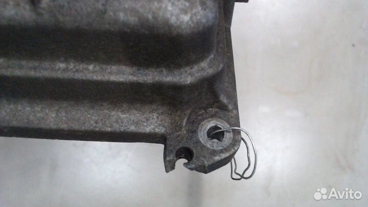 Крышка клапанная двс Nissan Almera N16, 2002