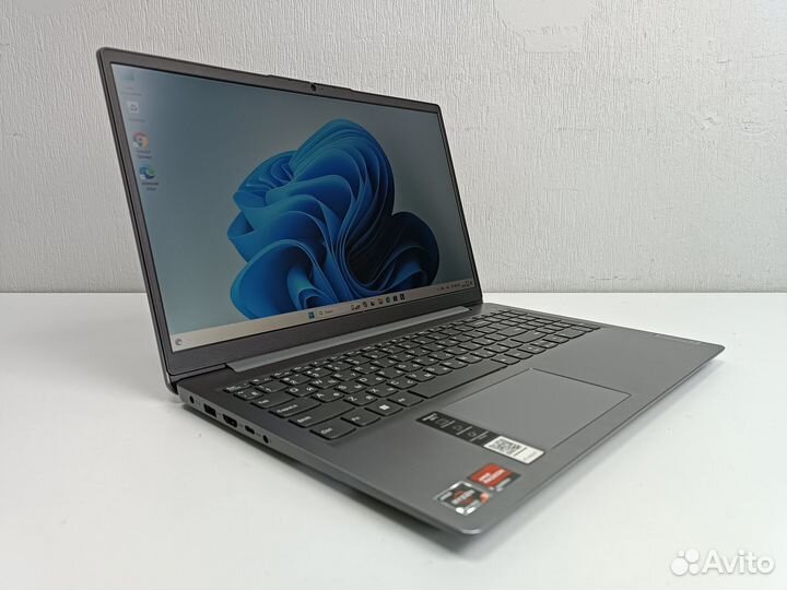 Ноутбук Lenovo AMD Ryzen/SSD/8GB + доставка