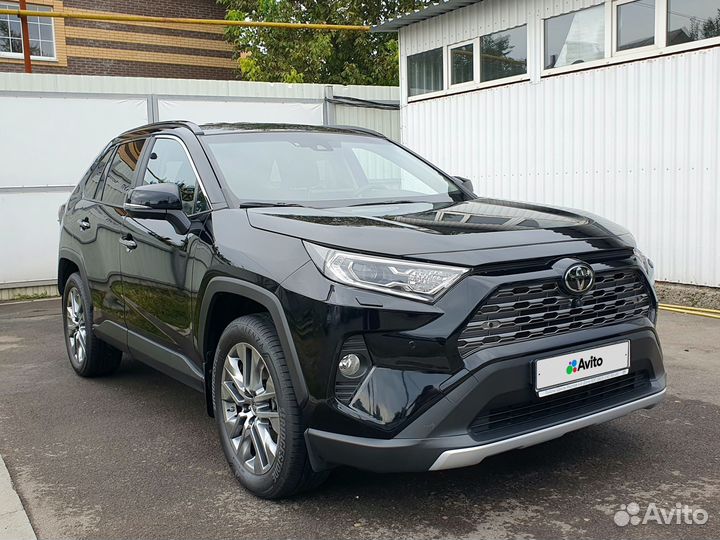 Toyota RAV4 2.5 AT, 2021, 15 500 км