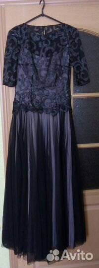 Вечернее платье