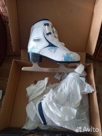 Коньки женские