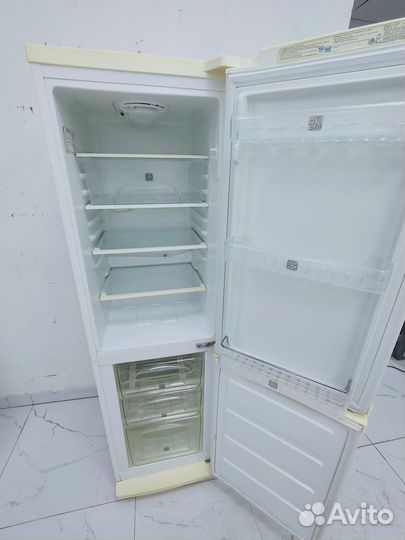 Узкий Холодильник Samsung 45 см