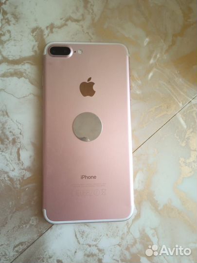 Телефон iPhone 7Plus 128gb