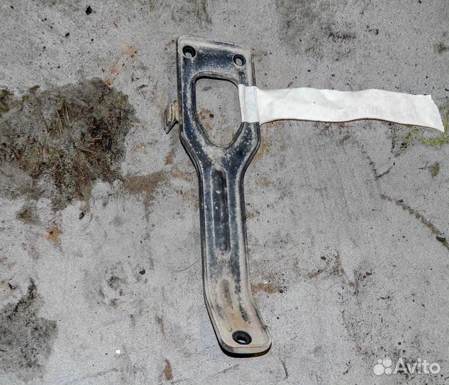 Кронштейн коллектора Chevrolet Aveo T250 1.2
