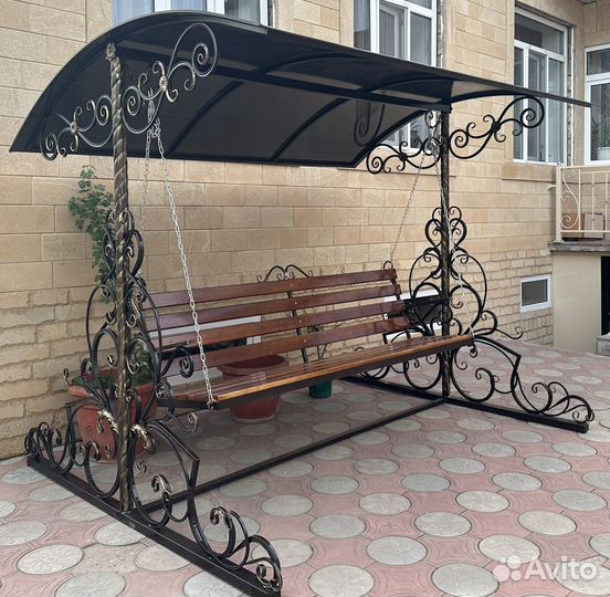 Садовые качели кованые