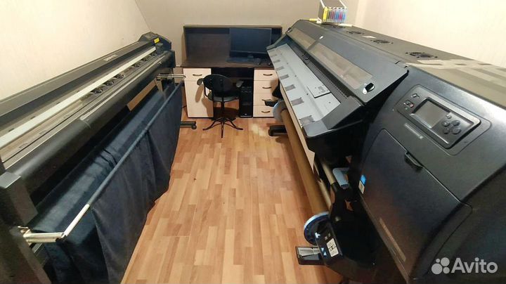 Широкоформатный принтер HP L26500