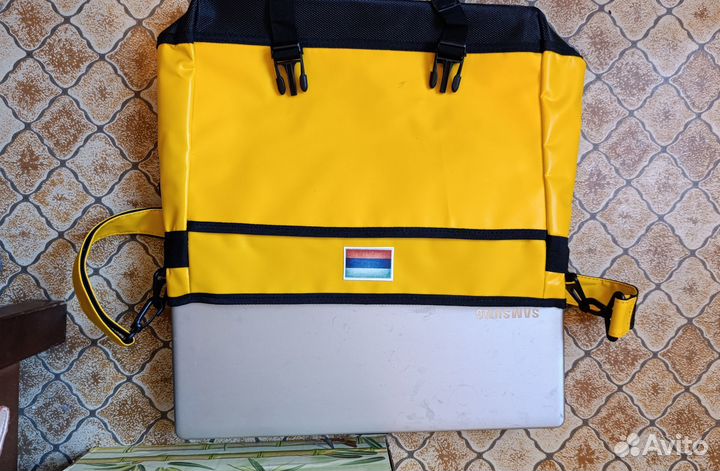 Сумка для ноутбука оригинального дизайна