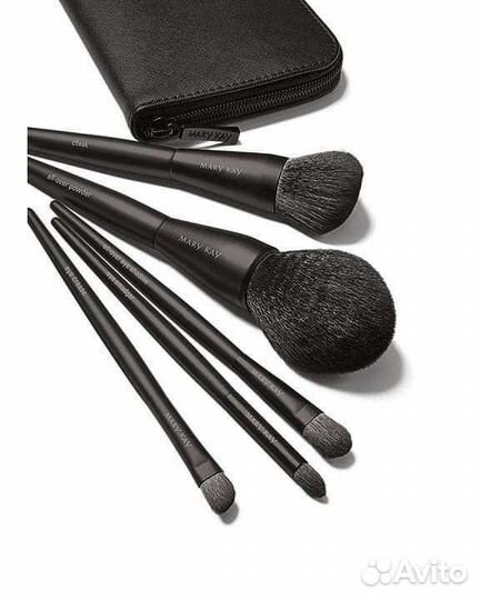 Новый набор кистей для макияжа