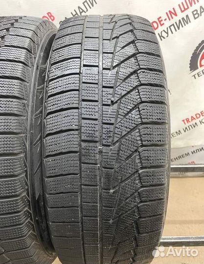 Hankook Winter I'Cept IZ2 215/60 R16 99L