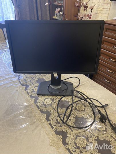 Монитор Dell