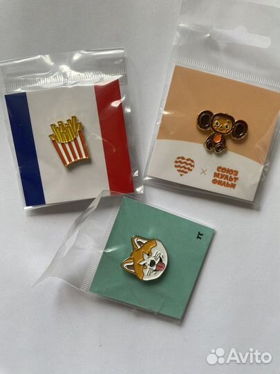 Эмалированные значки