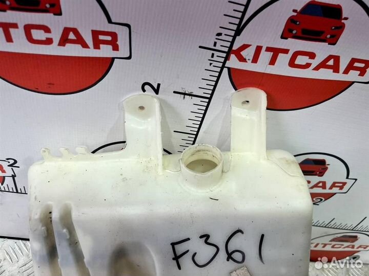 Бачок омывателя с мотором Nissan Note E11