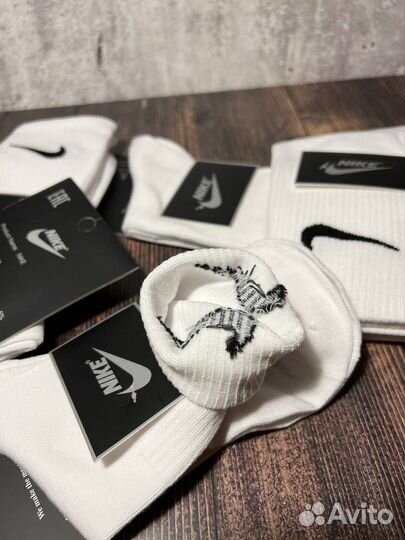 Носки Nike высокие белые