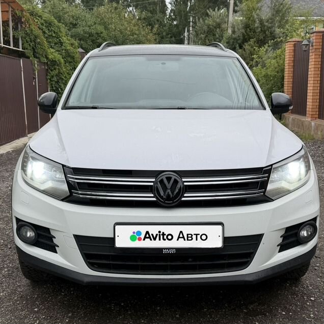 Volkswagen Tiguan 2.0 AT, 2016, 182 000 км