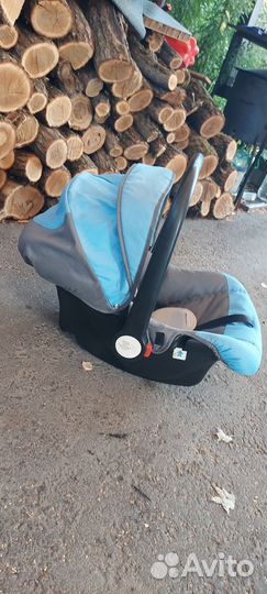 Детское автомобильное кресло люлька