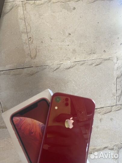 iPhone Xr, 64 ГБ