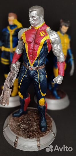 Коллекционная фигурка Колосс