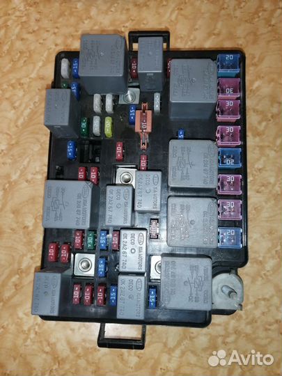 Блок предохранителей подкапотный киа спектра
