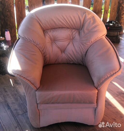 Перетяжка и ремонт мягкой мебели на дому