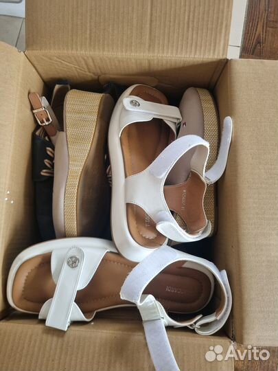 Продам обувь коробкой
