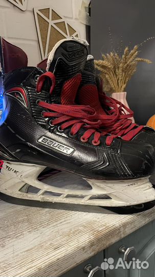 Хоккейные коньки bauer x800 10 d