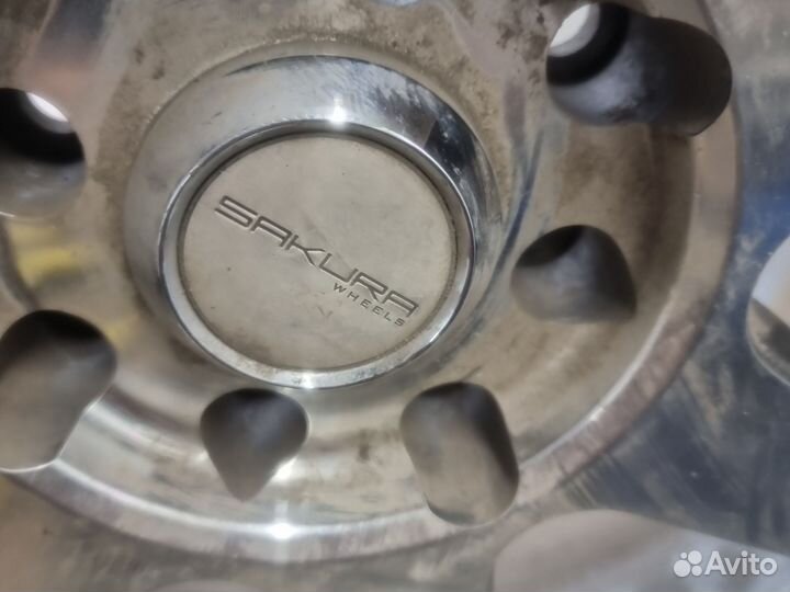 Продам комплект литья R17