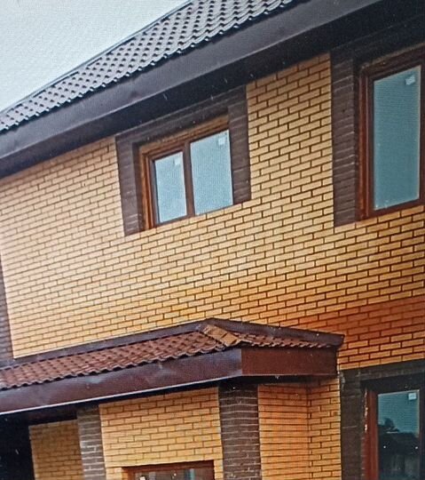 Коттедж 145 м² на участке 7 сот.