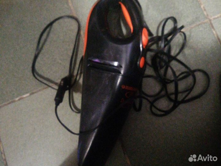 Автомобильный пылесос black&decker