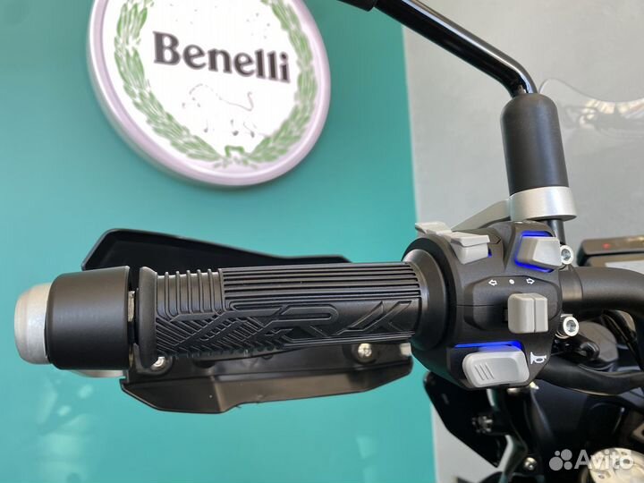 Benelli TRK 702 X