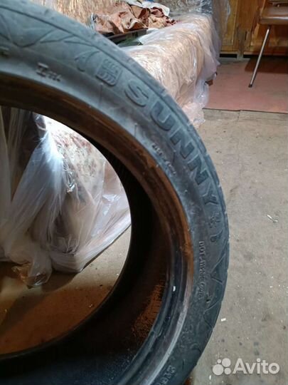 Sunny SN221C 215/50 R17