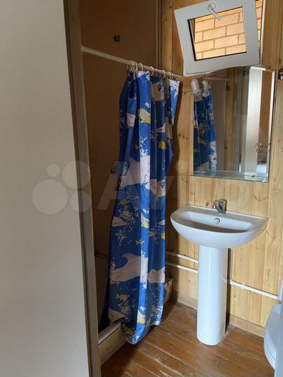 Комната 15 м² в > 9-к., 1/2 эт.